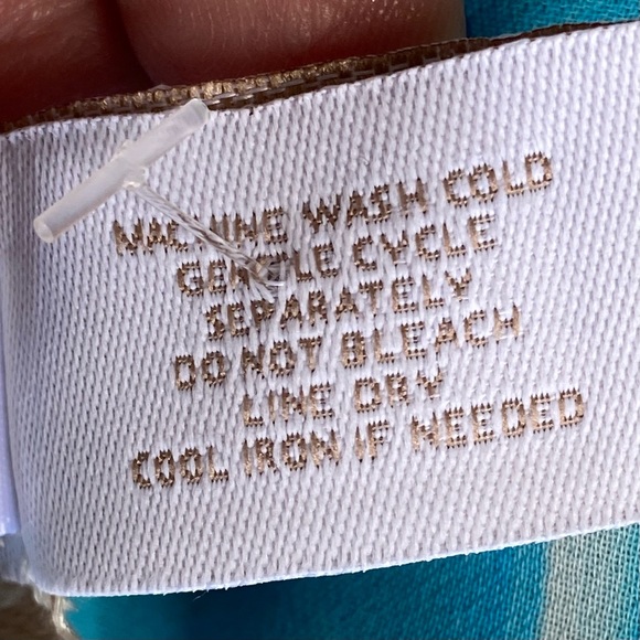 Chico’s Luna Ikat Peri Poncho - Picture 15 of 15